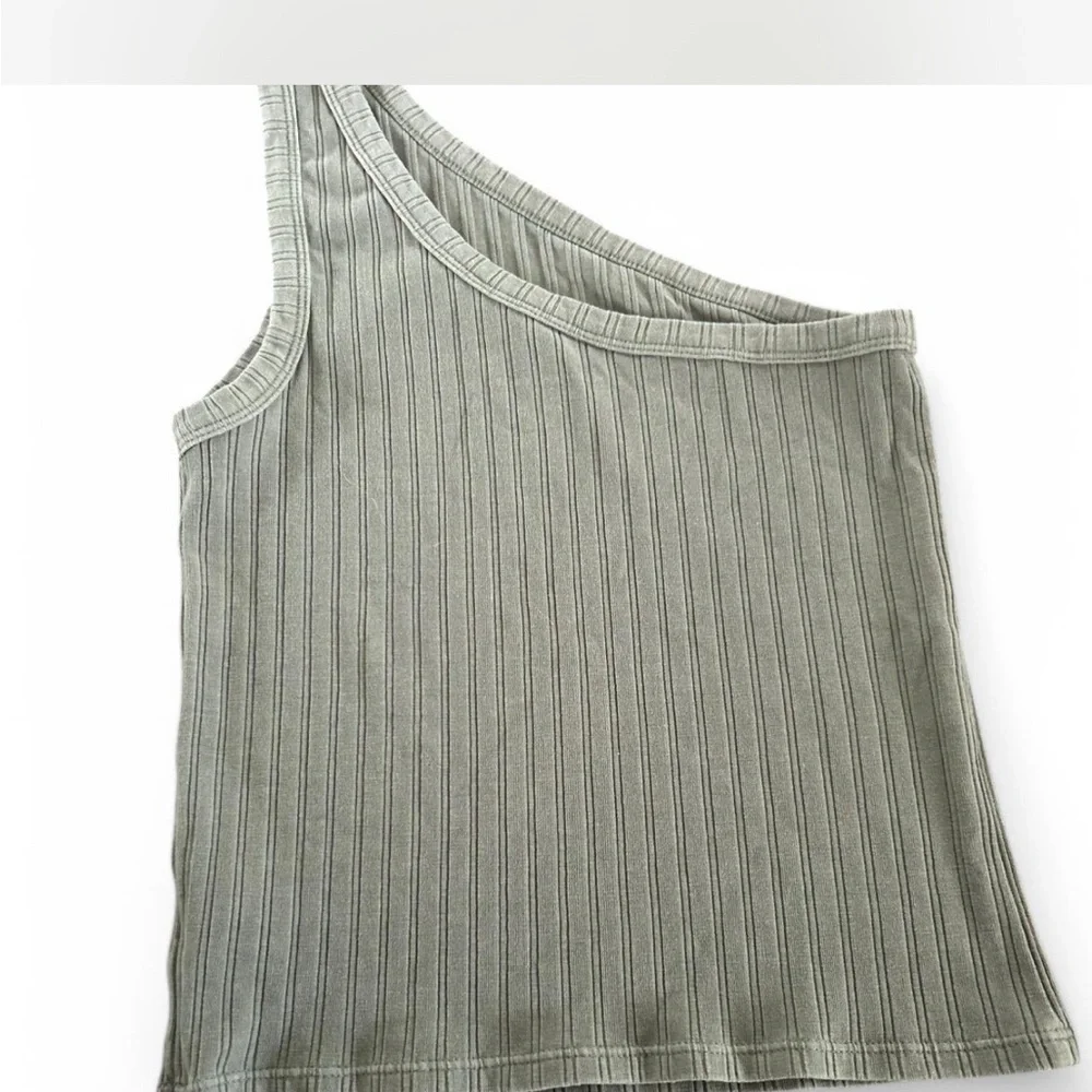 One-Shoulder Ribbed Top - Green - Picture 2 of 3